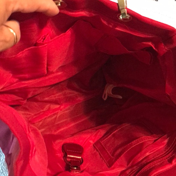 Burgundy shoulder bag in great condition - Picture 3 of 5